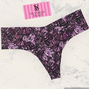 VICTORIA’S SECRET  No-Show Thong Panty Size M Pink-Black Floral